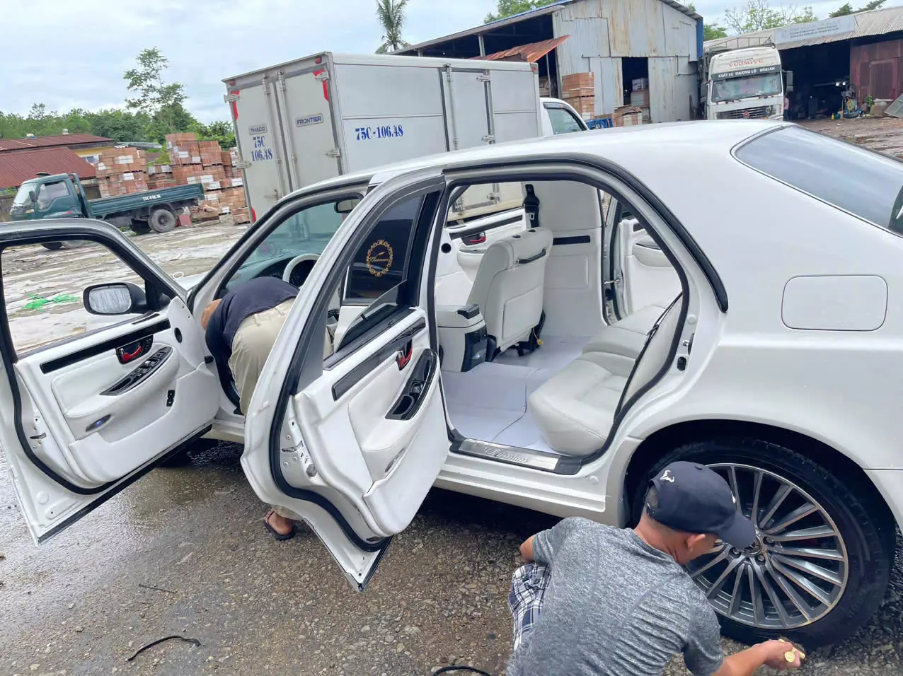 Cần bán Daewoo Chairman số tự động – Xe sang giá hợp lý-5