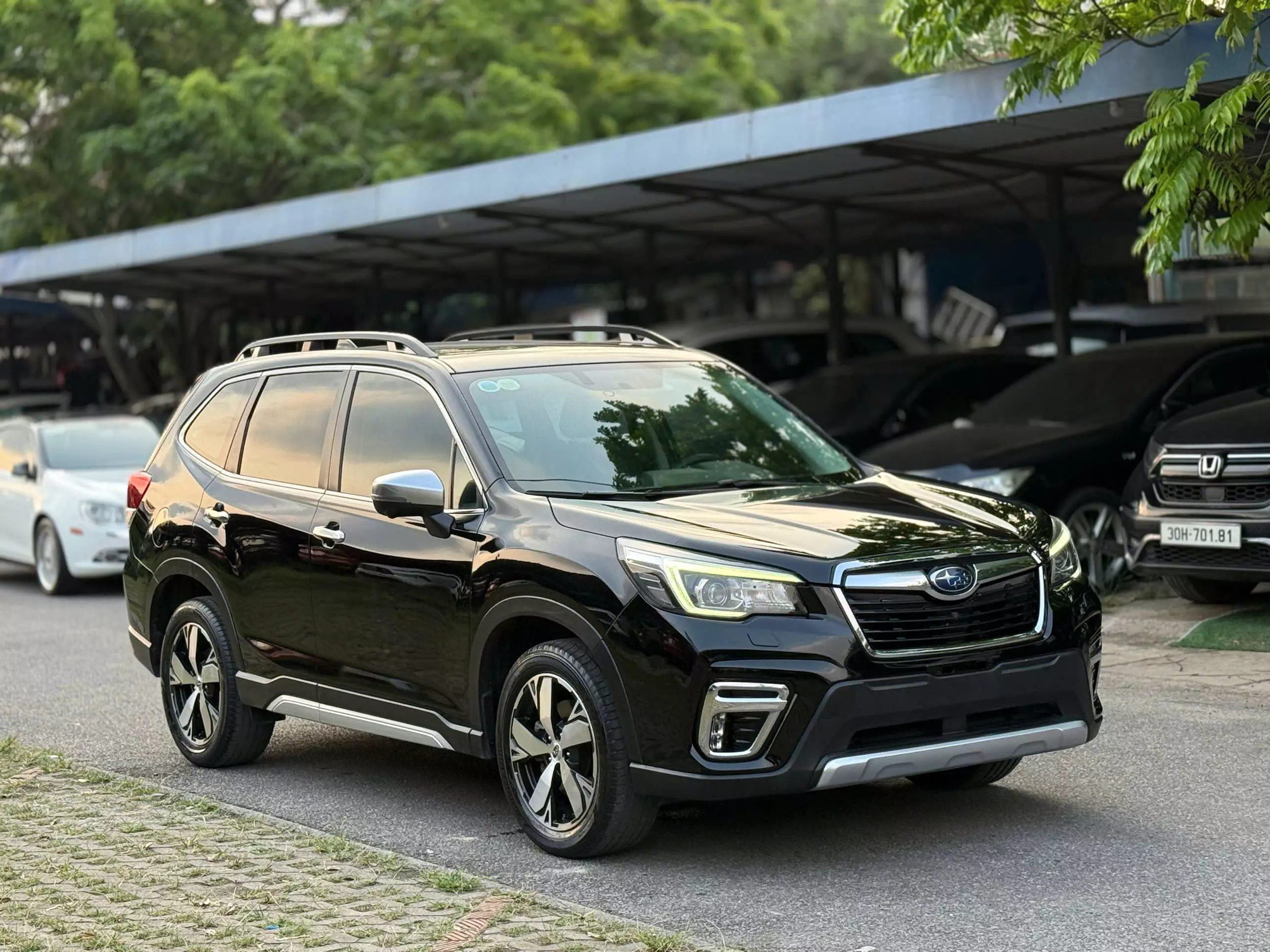 Subaru Forester 2.0i-S 2019 màu đen. Xe 1 chủ từ mới lăn bánh T7/20. -3