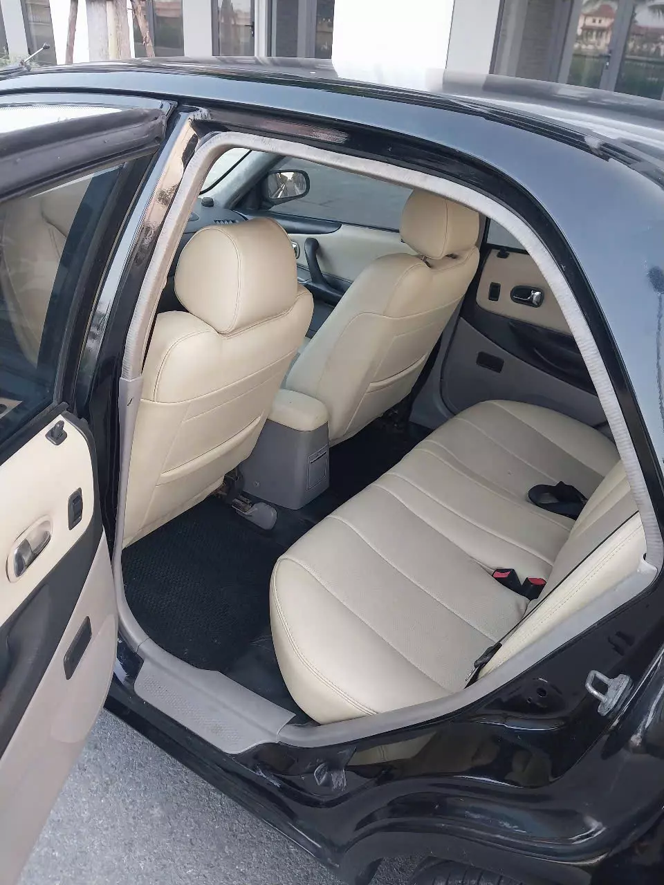 Chính chủ bán xe FORD LASER sản xuất năm 2001 -3