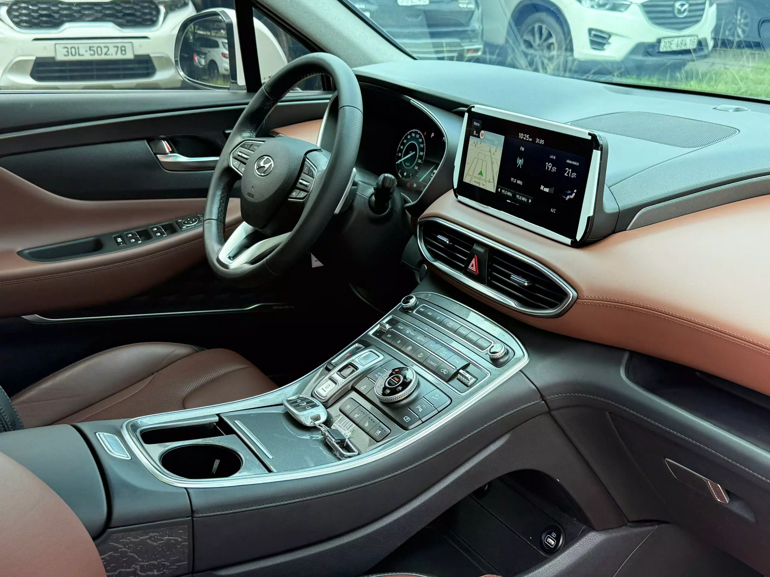 Hyundai SantaFe Cao cấp 2.2L HTRAC 2022 full dầu màu trắng. -7