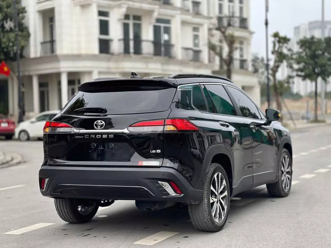 Xe 1 chủ sử dụng từ mới Toyota Corolla Cross sản xuất năm 2022-2