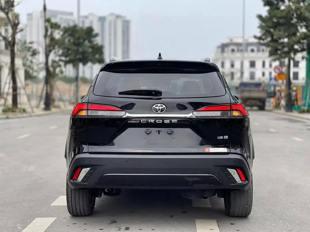 Xe 1 chủ sử dụng từ mới Toyota Corolla Cross sản xuất năm 2022-8