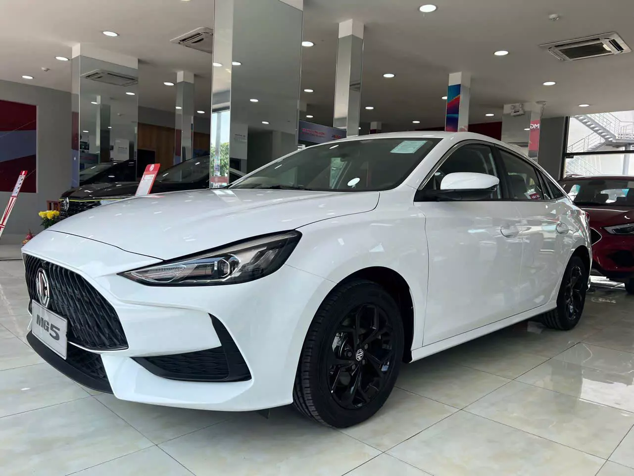 MG5 STD giá từ 428tr-7