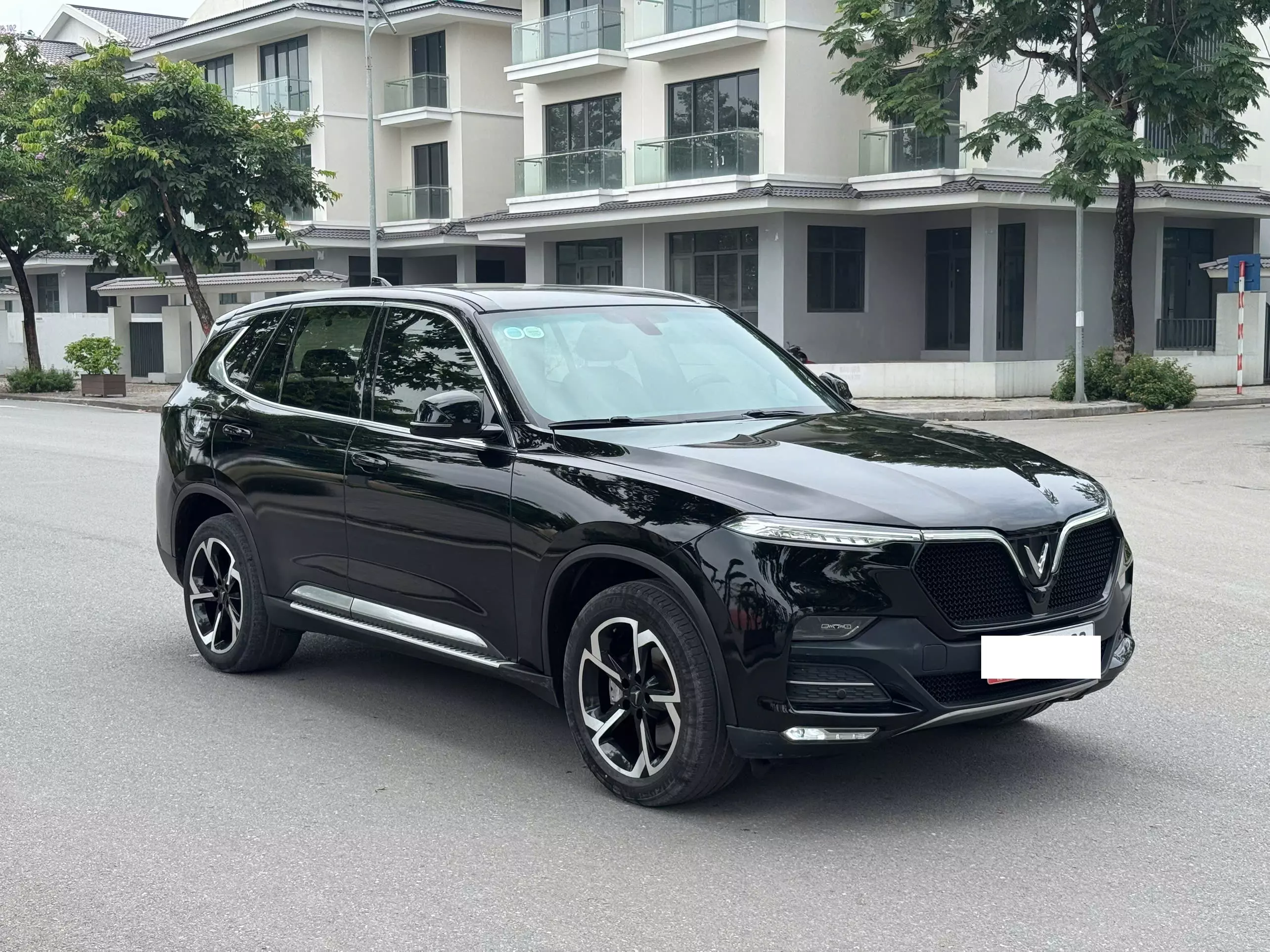 Chính chủ bán xe Lux SA 2020 Base-0