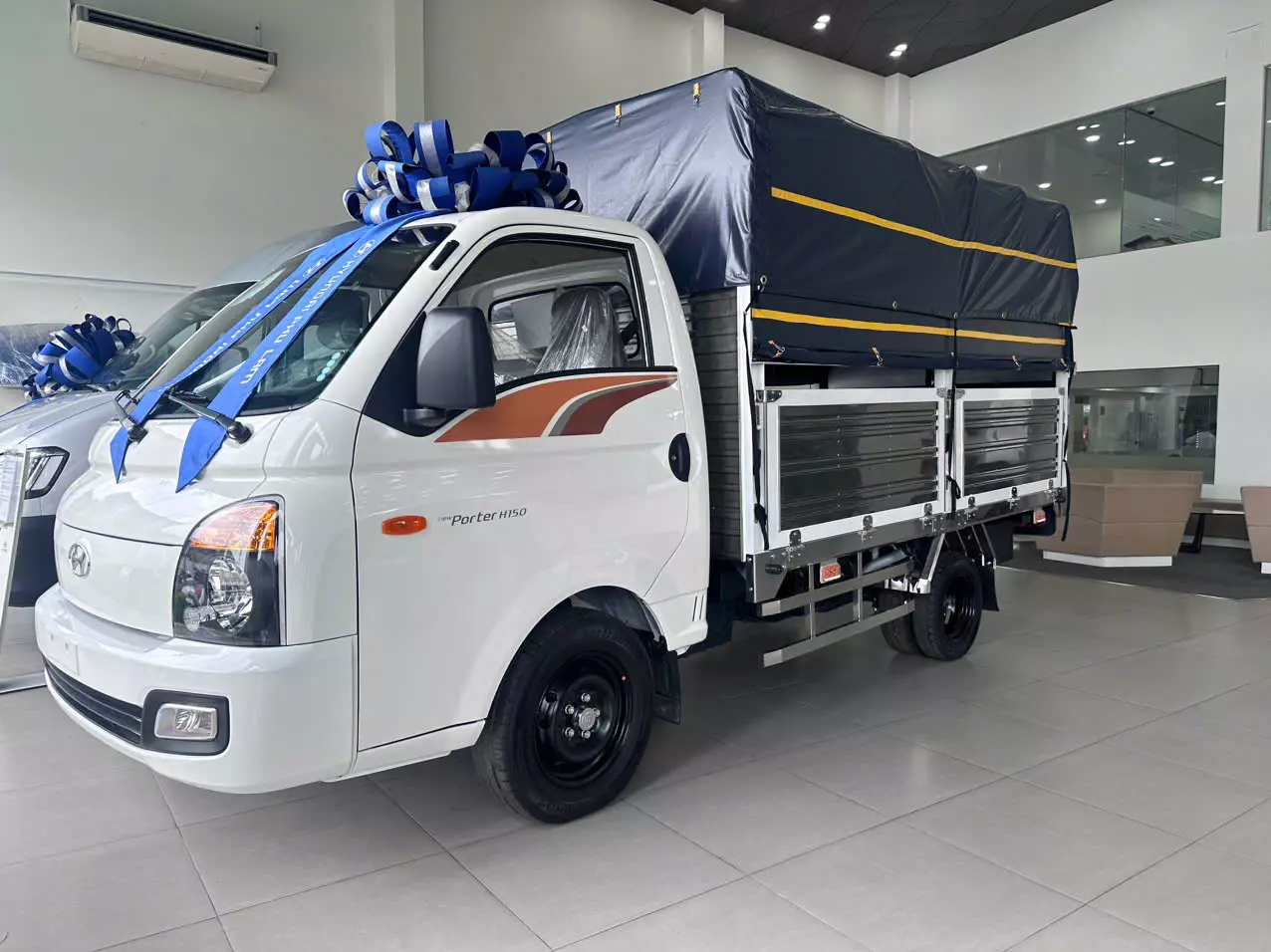 Cần mua xe tải 1 tấn 5?-5