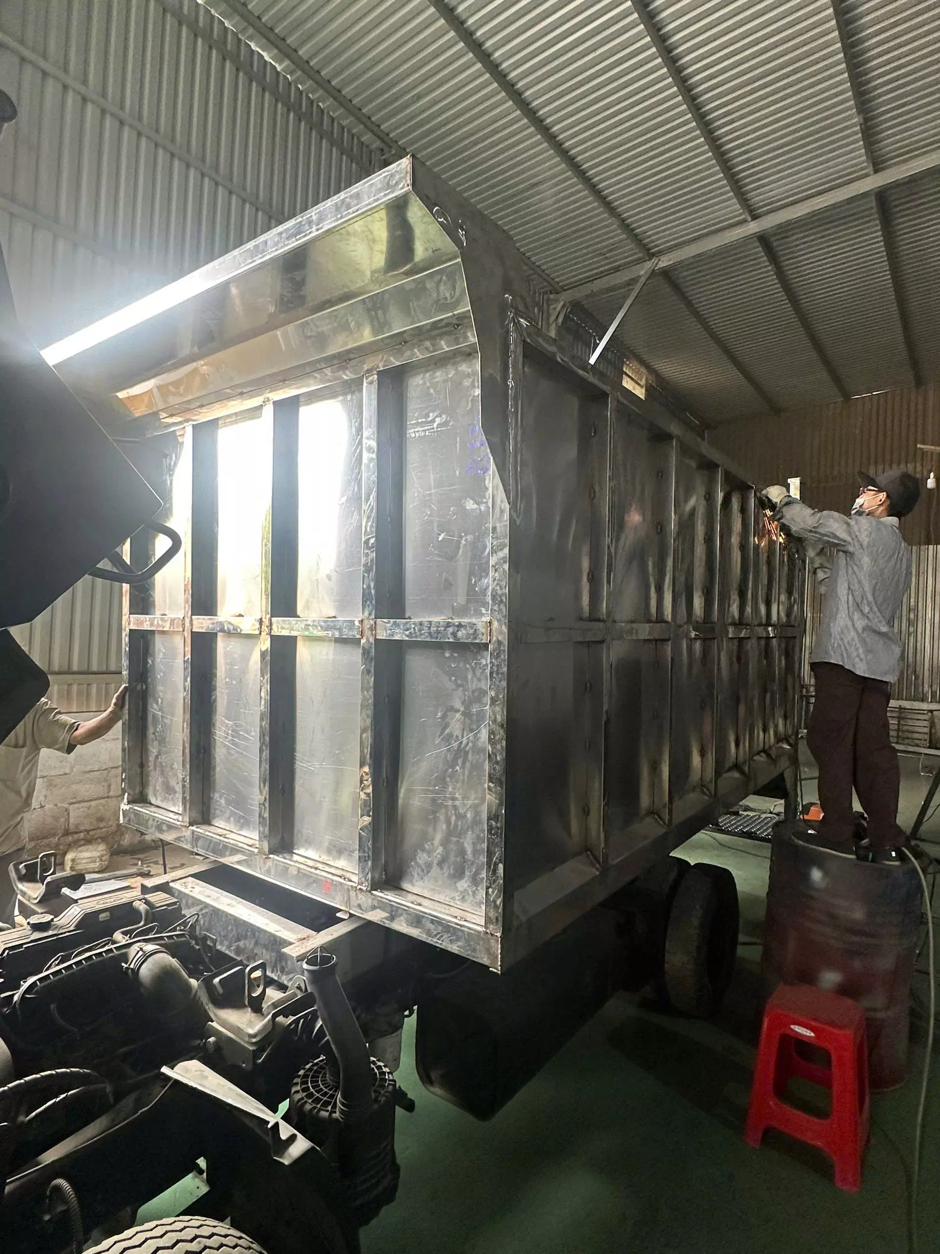 Bán xe chở rác K165, đời 2015-1