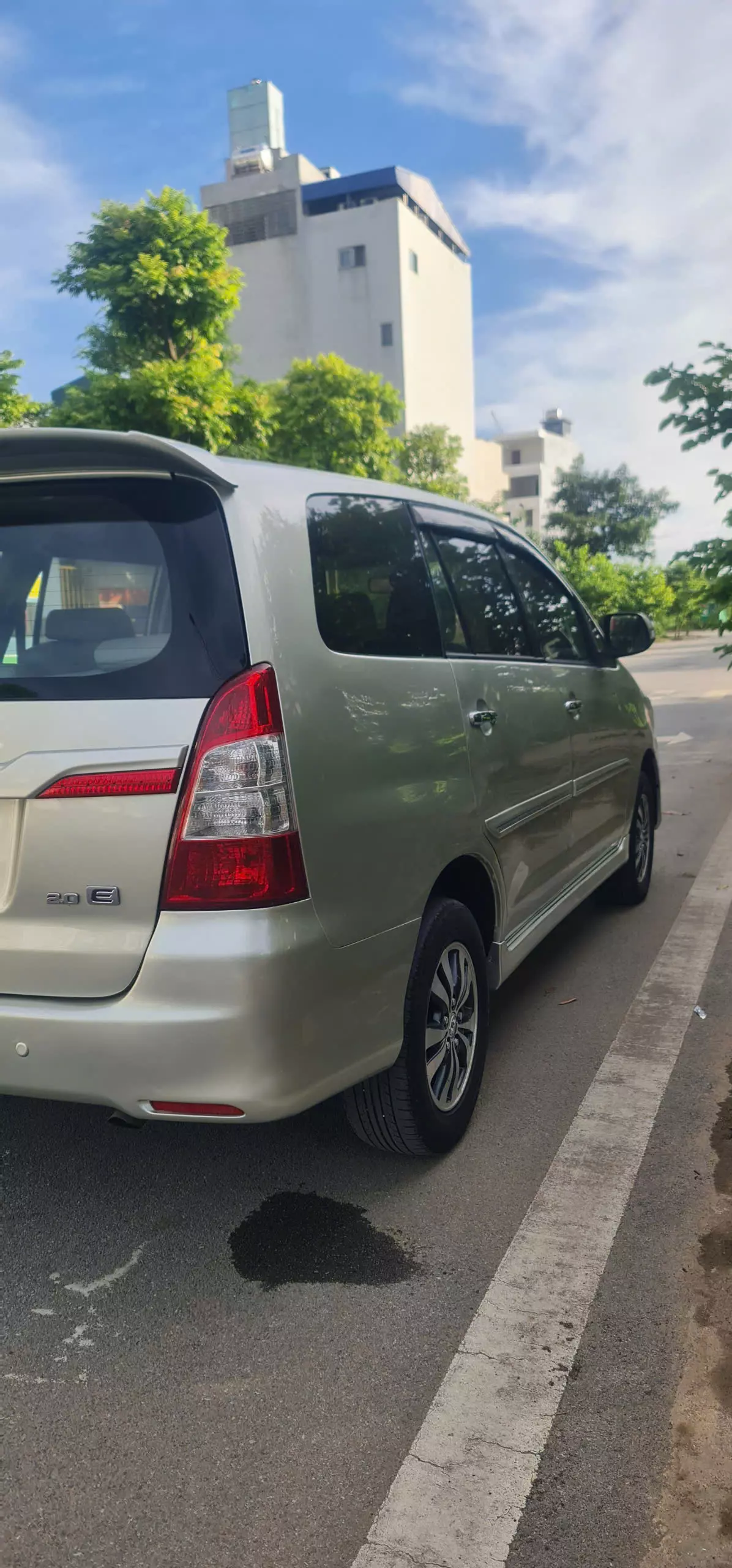 Cần bán innova sx 2015 bản E đủ.-1