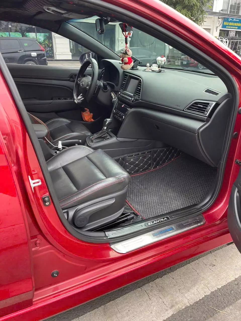 Cần bán Hyundai Elantra Sport 2018 – Chính chủ, xe gia đình-2