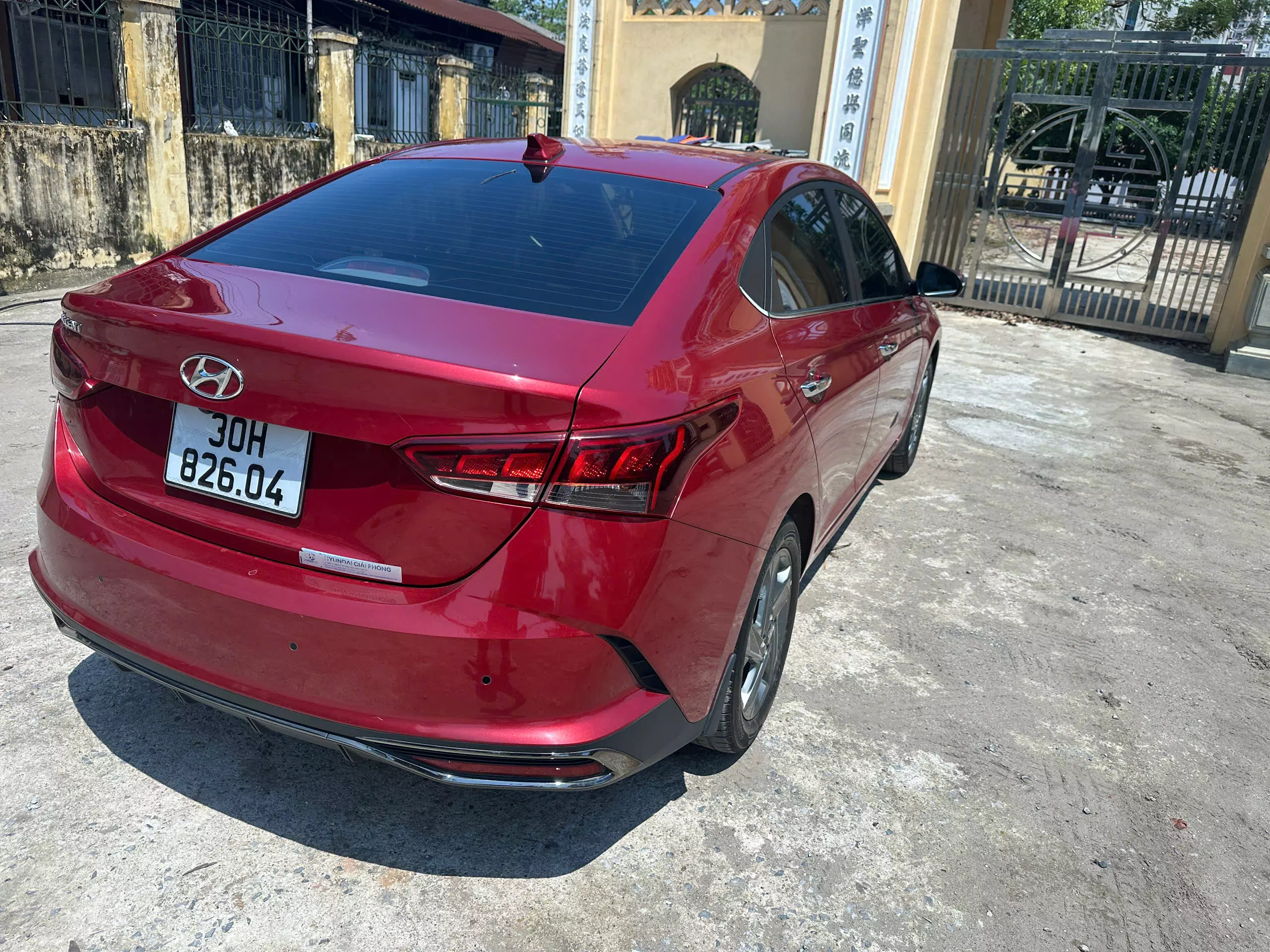 Chính chủ cần bán xe Accent 2022 bản đặc biệt-3