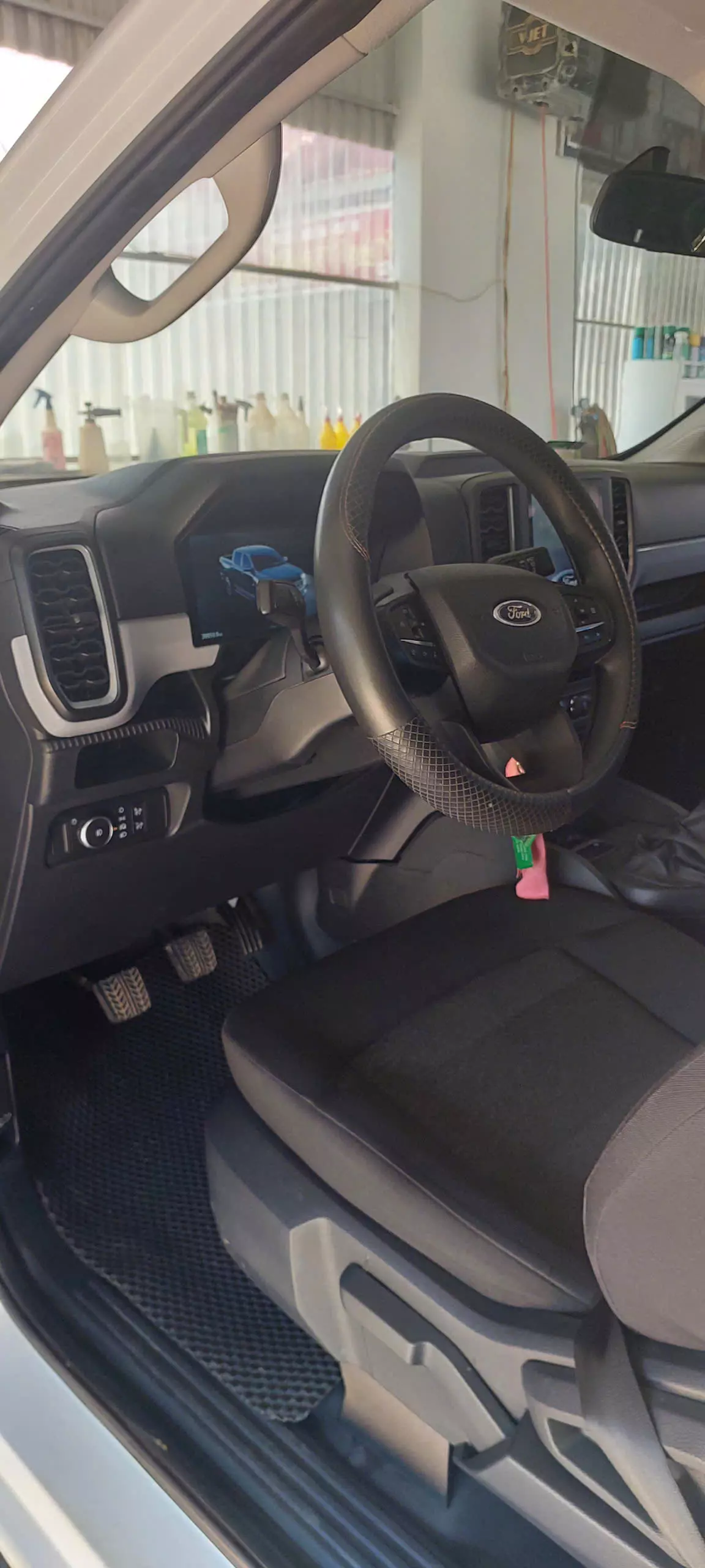 Cần bán gấp xe bán tải Ford Ranger xls bản 2022-2