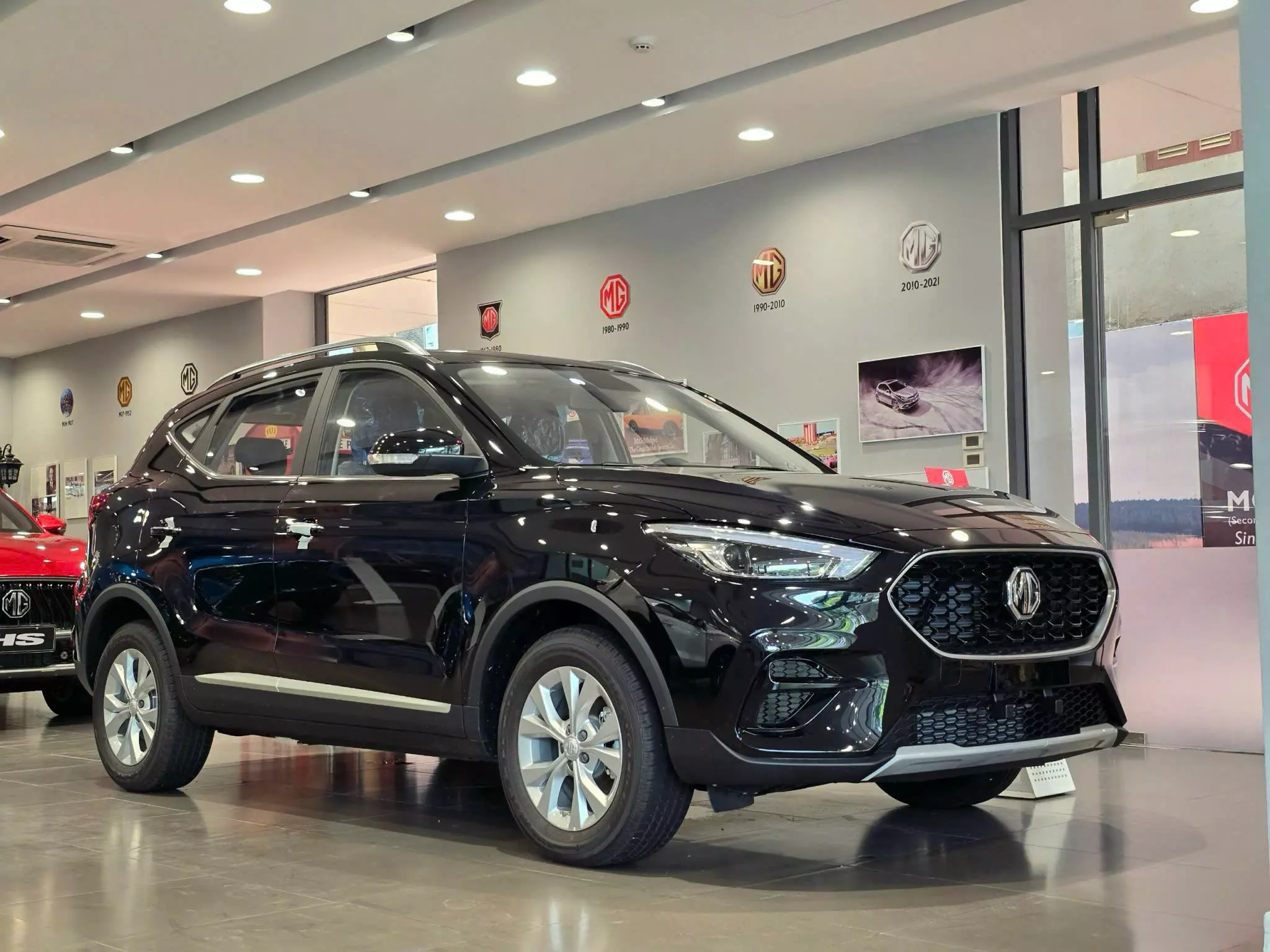 Mg Zs 2025 – Suv Thời Thượng, Ưu Đãi Cực Khủng Chỉ Trong Tháng 6-4