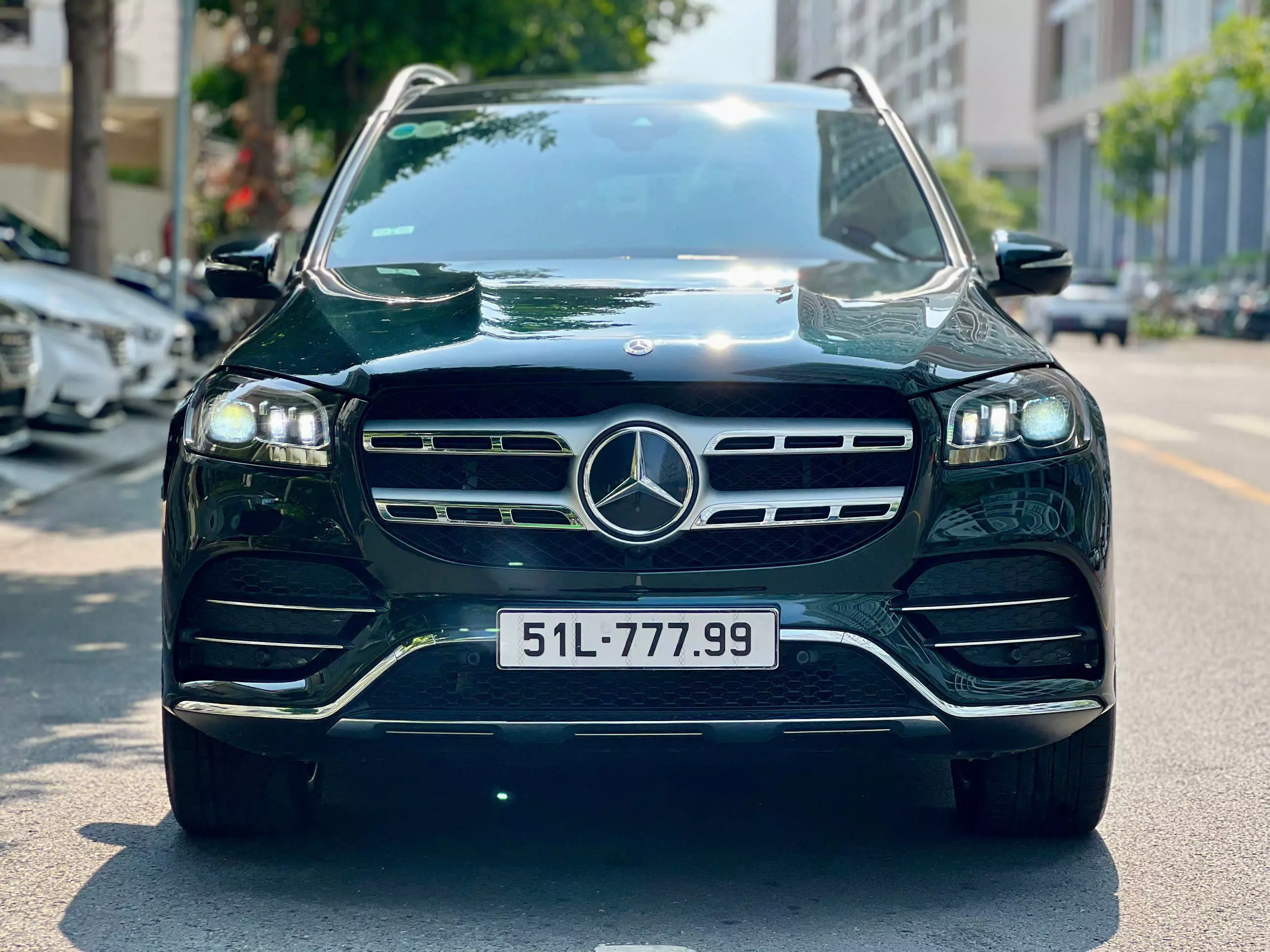 GLS450 – Xanh Ngọc Lục Bảo | Nội thất Kem sang trọng -2