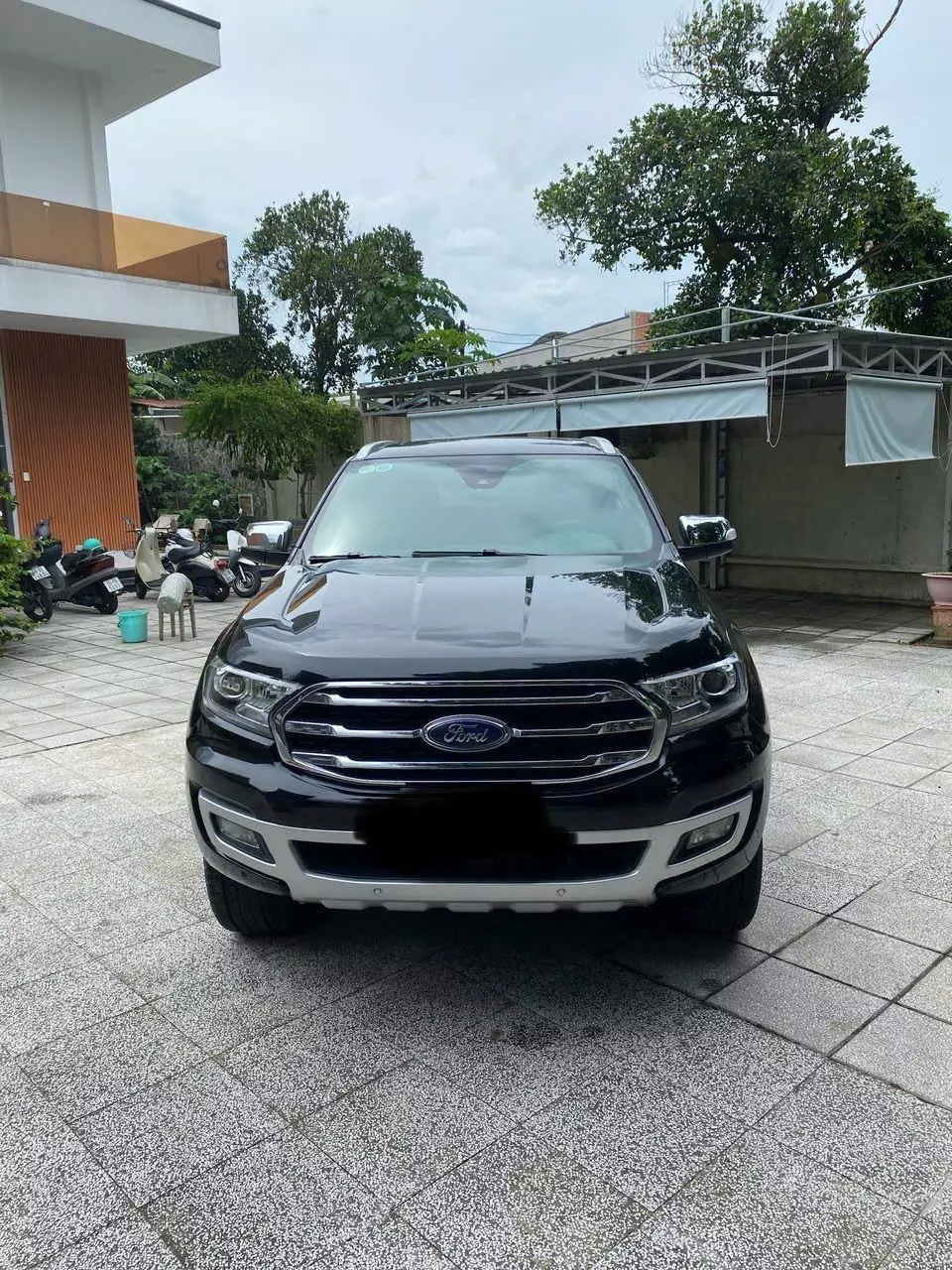 em cần bán chiếc ford everest đời 2019 -3