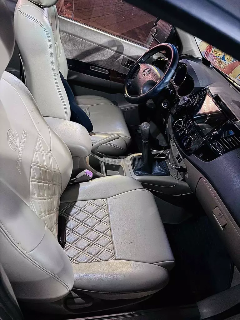 Gia đình cần bán một chiếc Fortuner máy dầu số sàn một chủ từ đầu-1