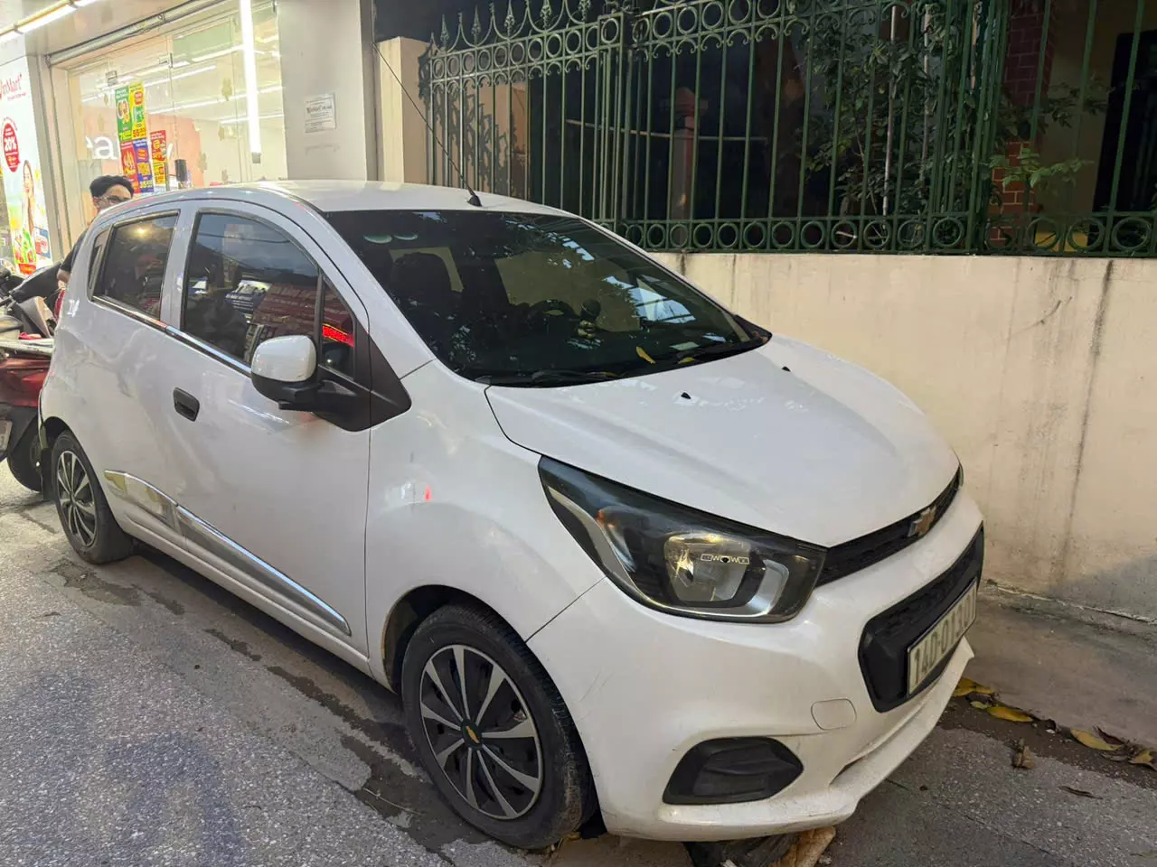 BÁN XE CHEVROLET SPARK - GIÁ RẺ CHO NGƯỜI CẦN XE CHẠY DỊCH VỤ HAY GIA ĐÌNH-1