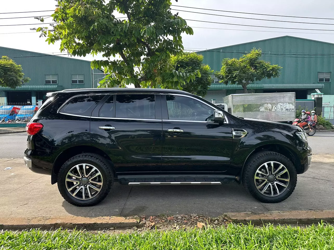 Bán Ford Everest 2019 - Bản Cao Cấp Nhất 2 Cầu Bi-Turbo-5