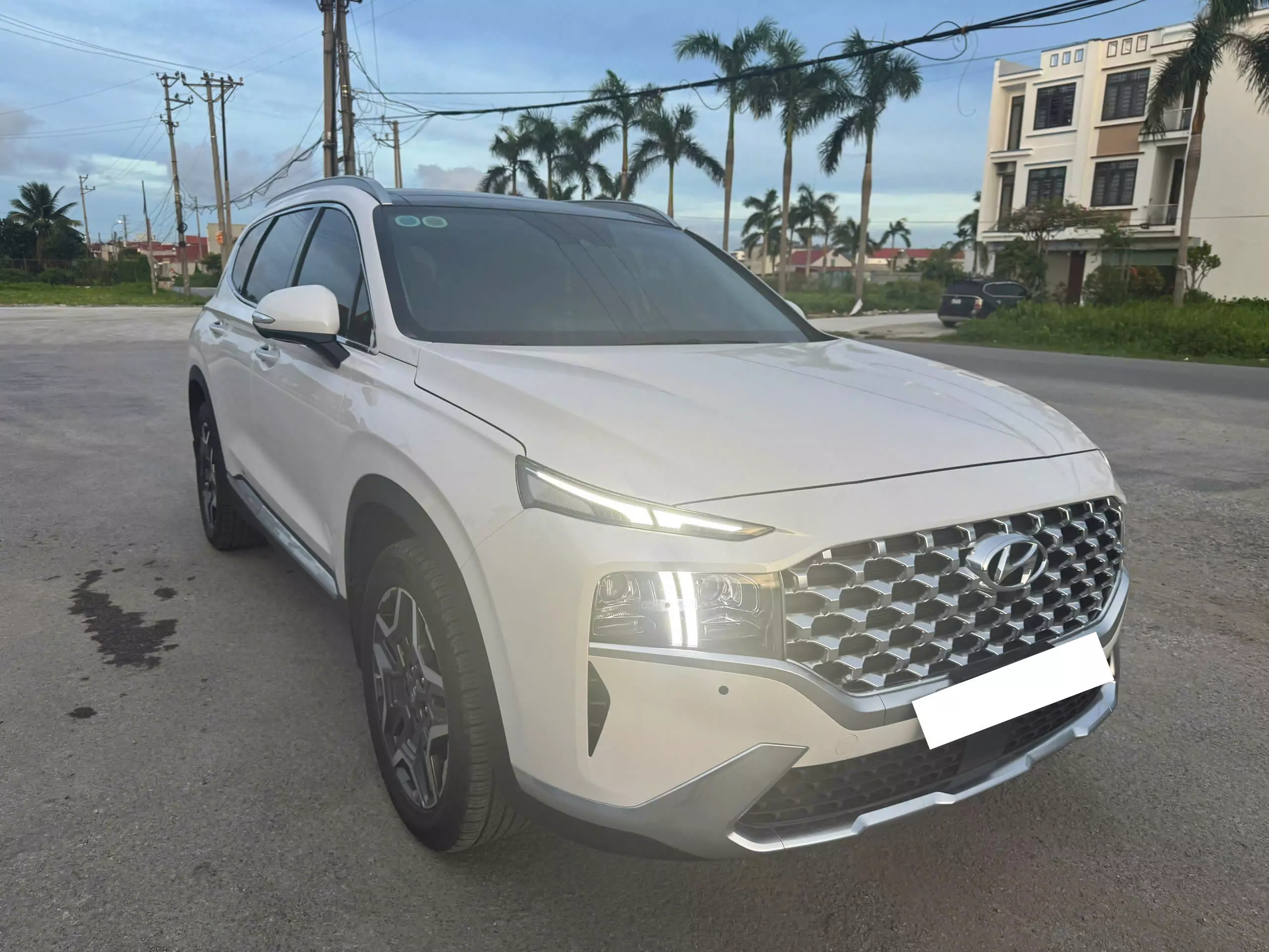 HYUNDAI SANTAFE BẢN MÁY XĂNG CAO CẤP 2024-4