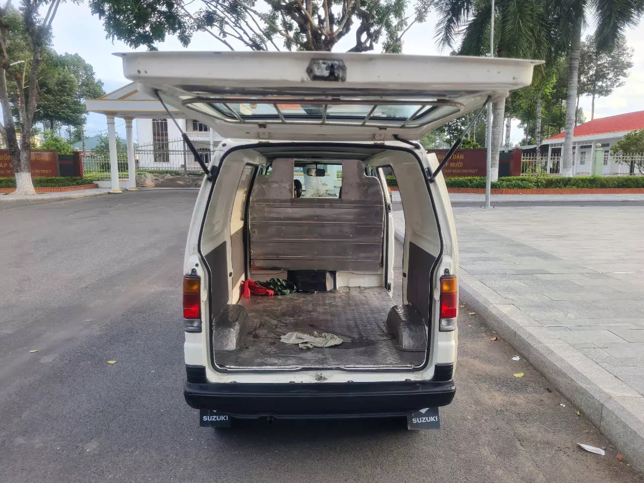 Cóc con Suzuki Van 2019 -1