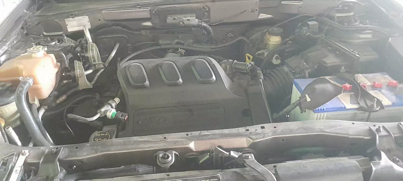 CHÍNH CHỦ CẦN BÁN XE Ford Escape ĐỜI 2003-2