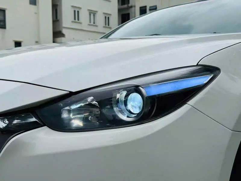 MAZDA 3 1.5SD  sx 2019 tên tư nhân 2 chủ từ đầu biển hà nội ( đã làm thủ tục thu hồi )-2