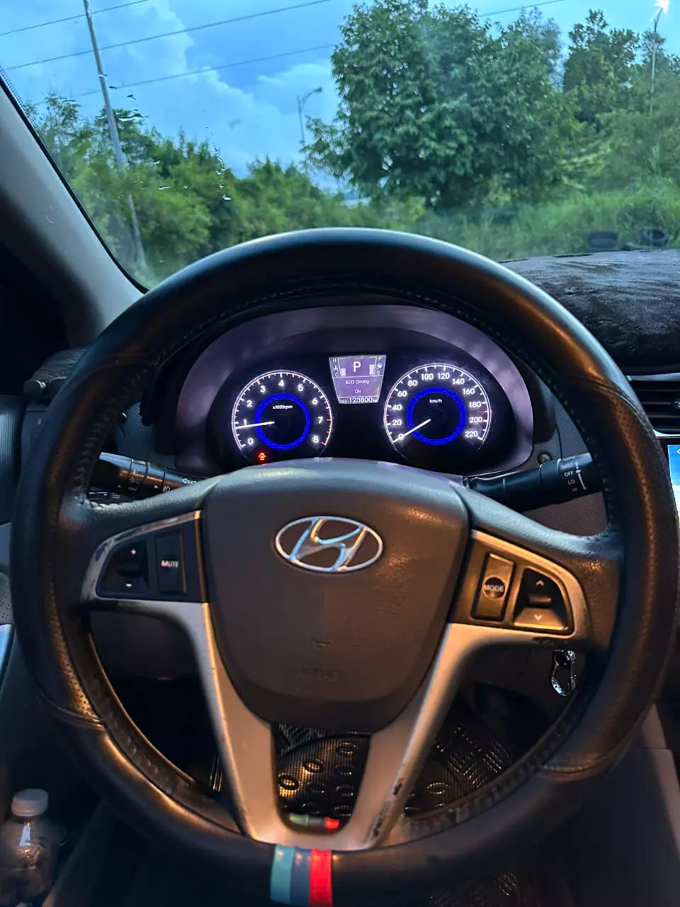 Cần bán Hyundai Accent 1.4 AT đời 2011 – Nhập khẩu Hàn Quốc-3