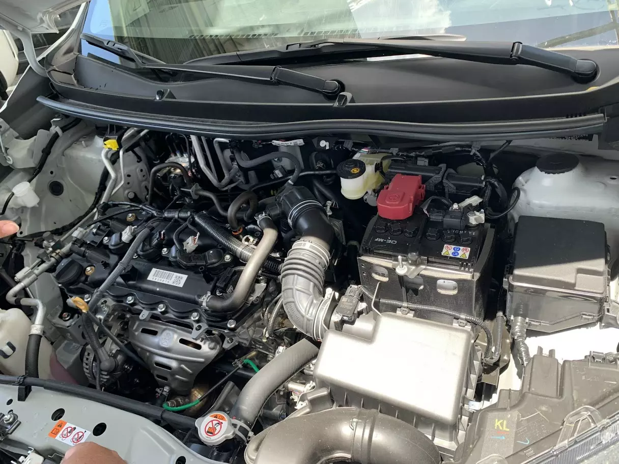 Avanza Premio 1.5 CVT 2023 – Bạc, 36.100km-2