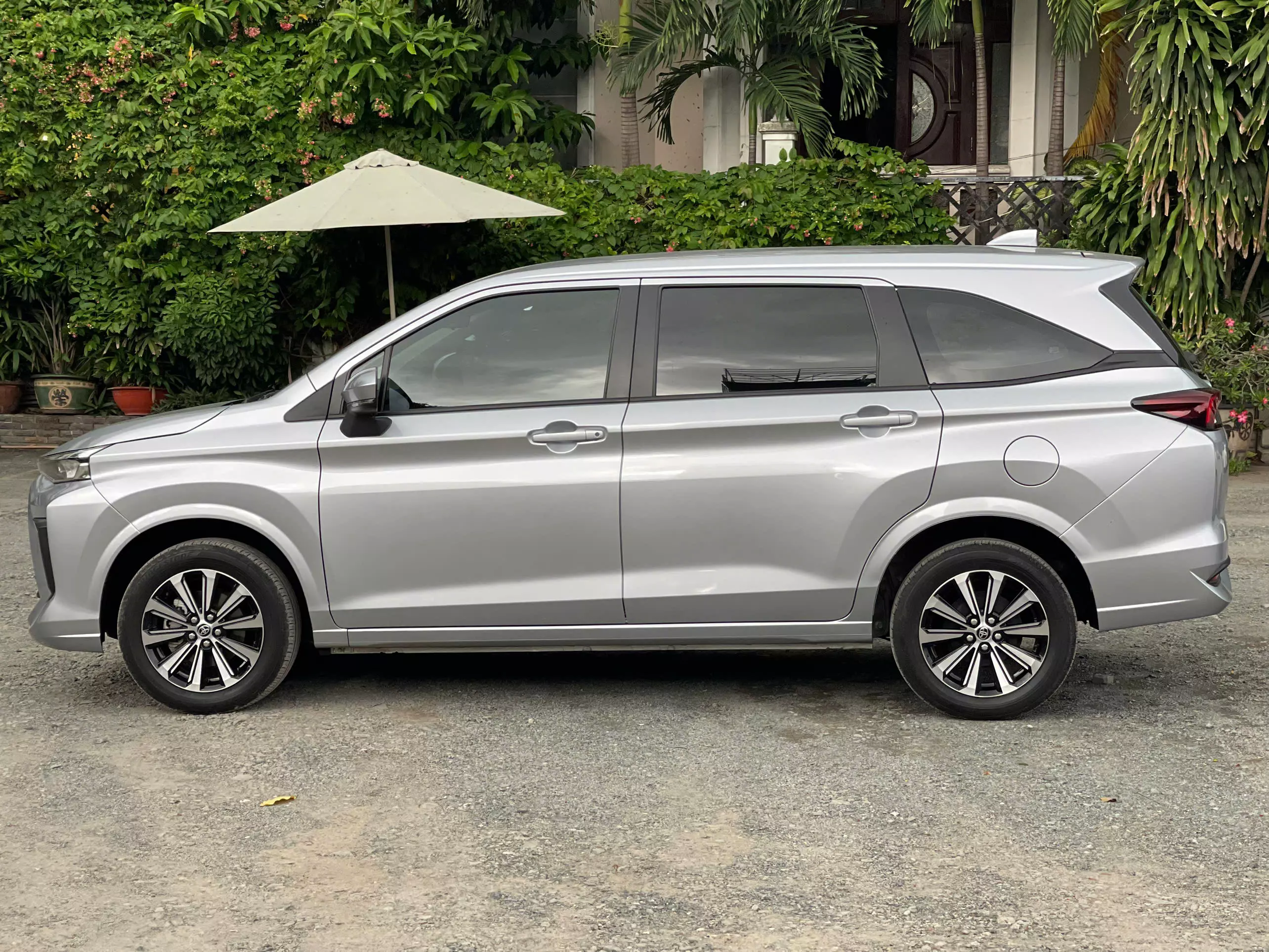 Avanza Premio 1.5 CVT 2023 – Bạc, 36.100km-5