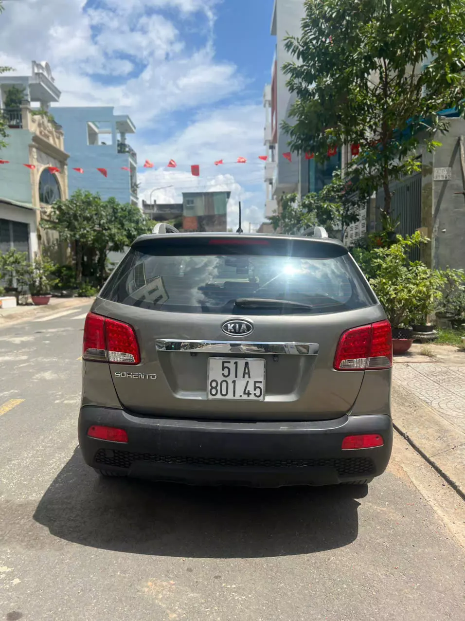 Chính chủ bán xe KIA SORENTO sản xuất năm 2011 -2