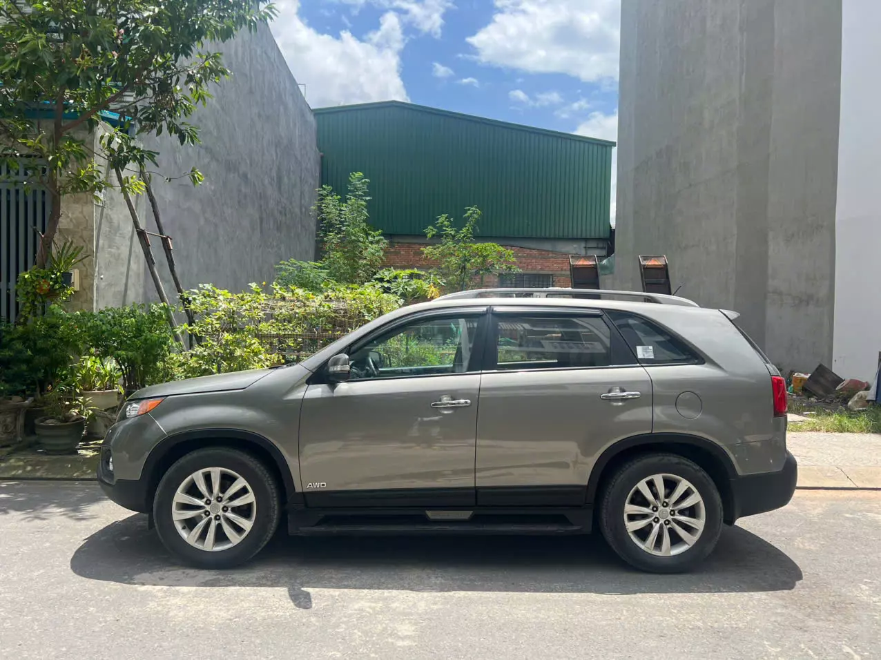 Chính chủ bán xe KIA SORENTO sản xuất năm 2011 -1