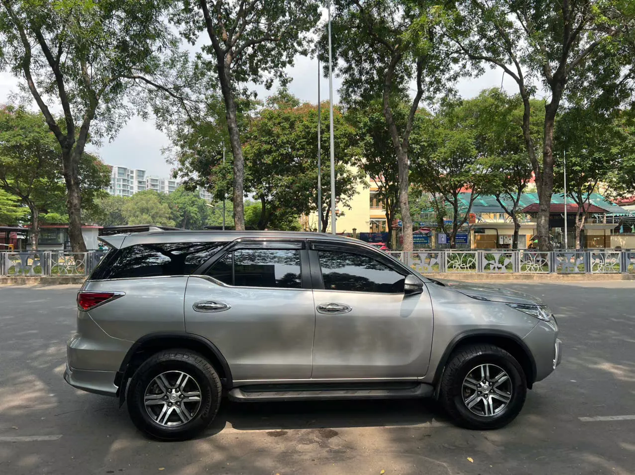 Gia đình cần bán fortuner xăng 1 cầu sx 2018 (4 thắng đĩa), xe nhập indonesia-1