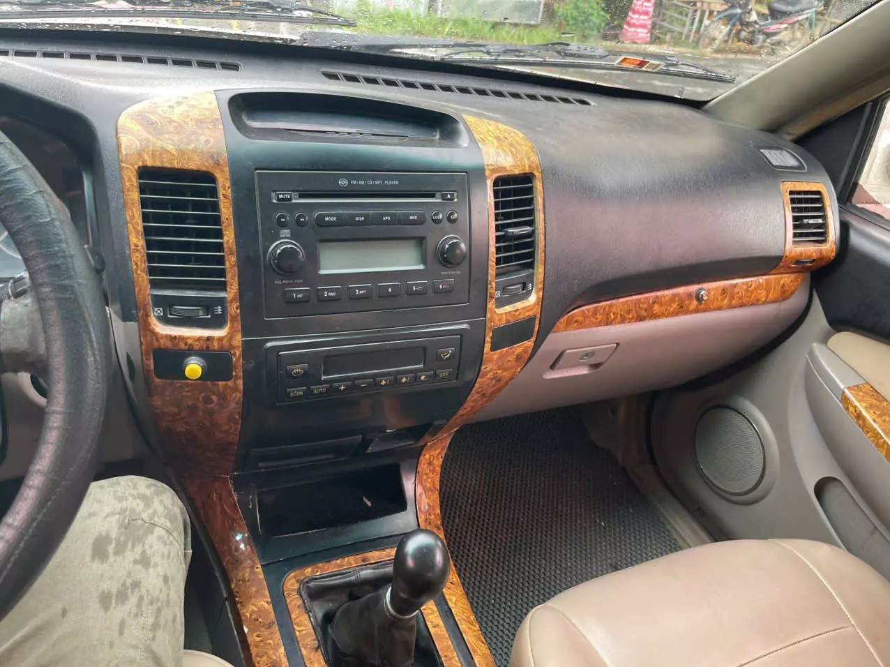 CẦN BÁN XE  GIA ĐÌNH - GIÁ TỐT -2