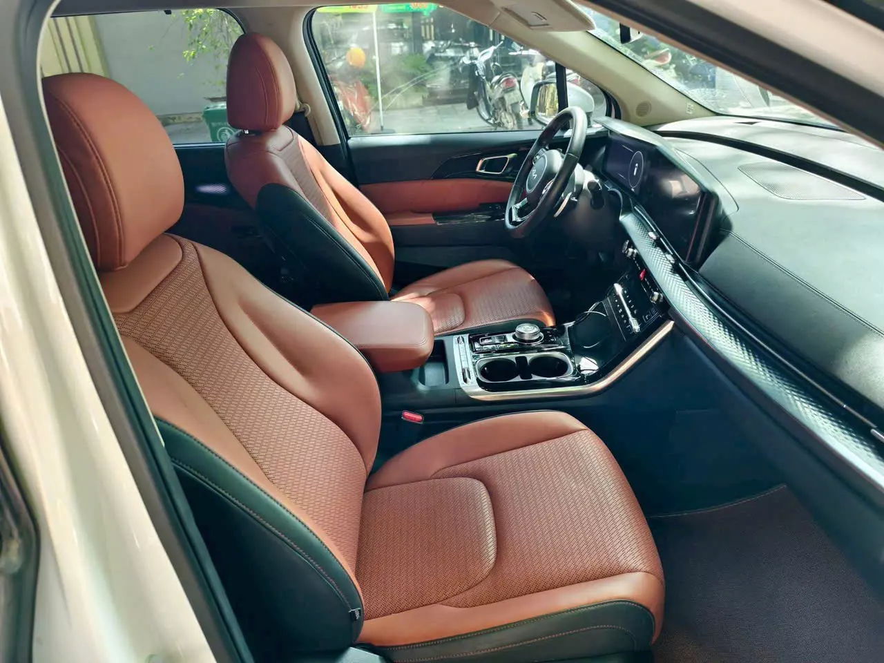 Chính chủ cần bán xe Kia Carnival Signature 2022-4