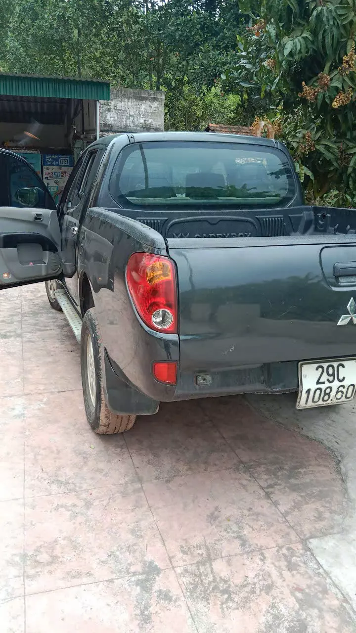 Mitsubishi Triton 2011 GLX 4x2 MT - 180000 km-0