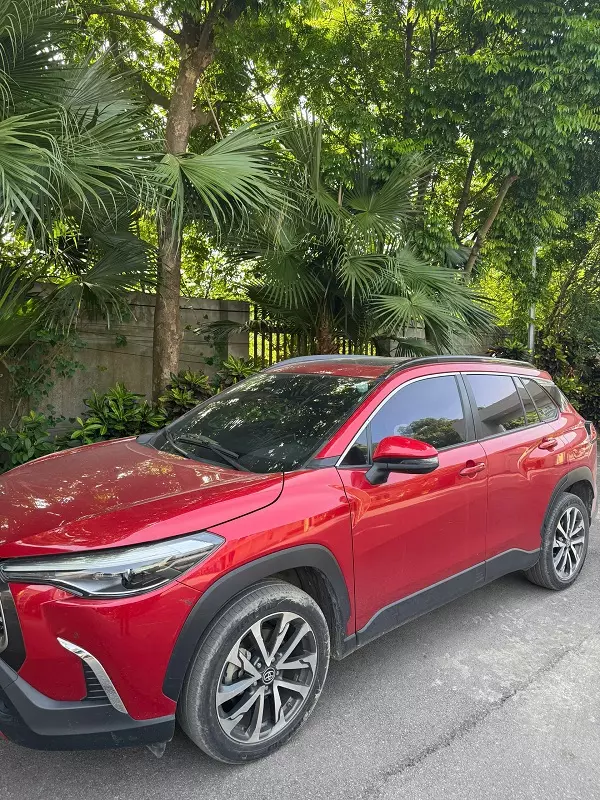 CẦN BÁN XE TOYOTA COROLLA CROSS-3