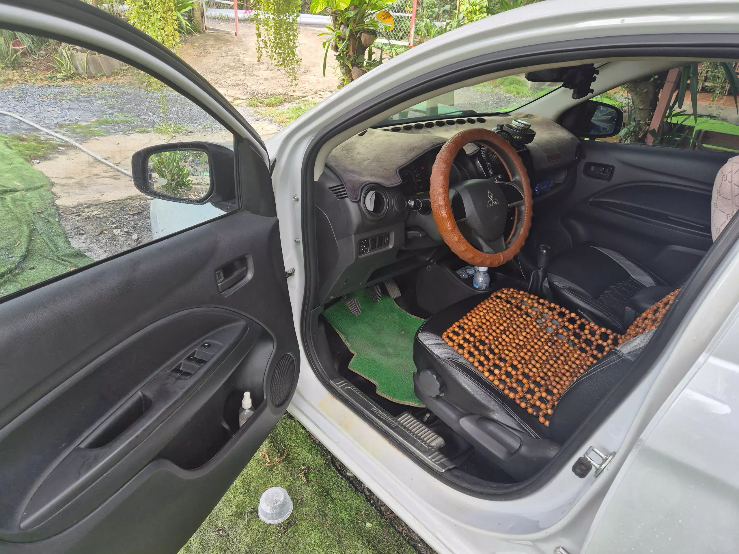 BÁN XE MITSUBISHI ATTRAGE SỐ SÀN – ĐỜI 2020-1