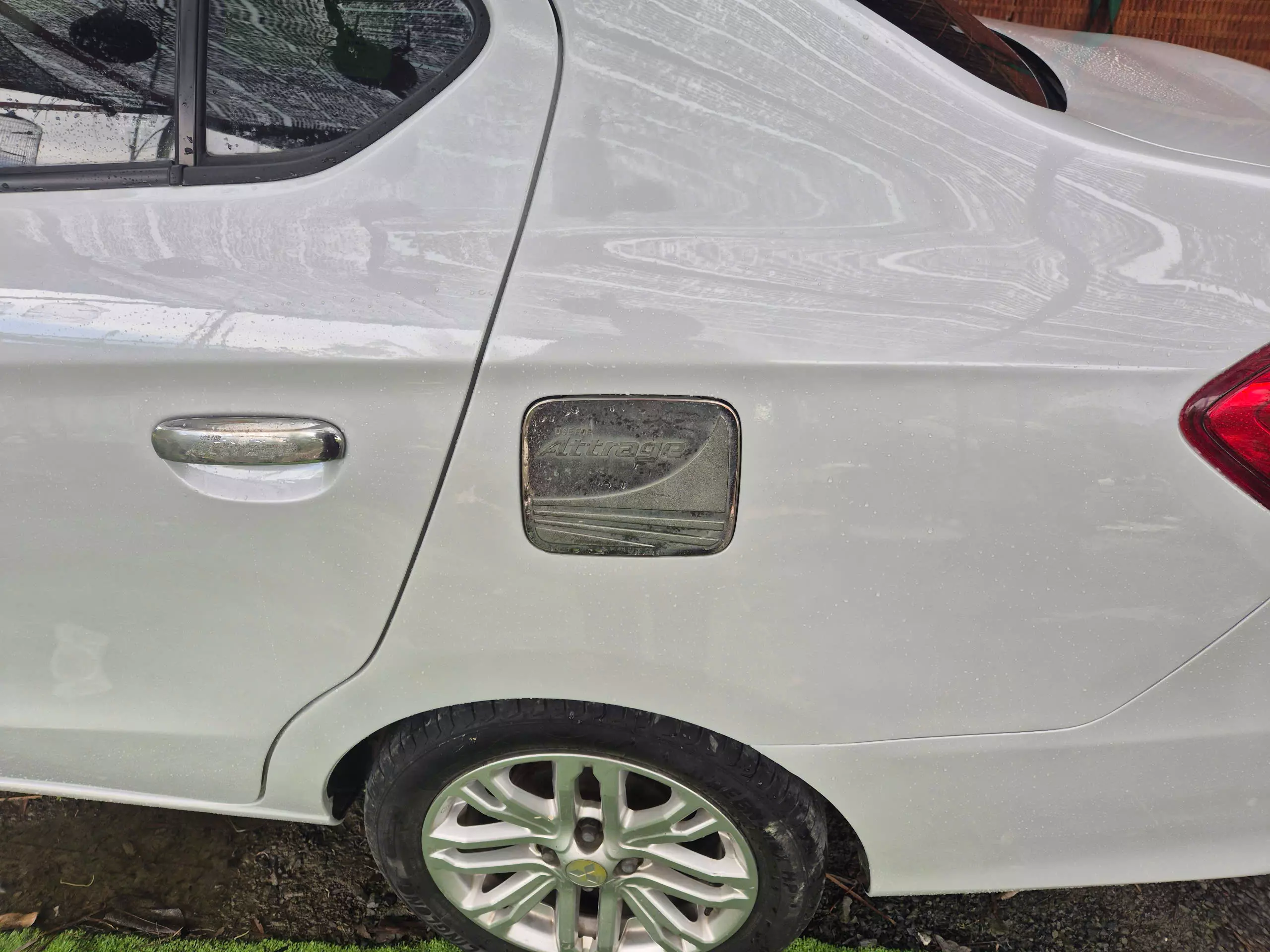 BÁN XE MITSUBISHI ATTRAGE SỐ SÀN – ĐỜI 2020-2