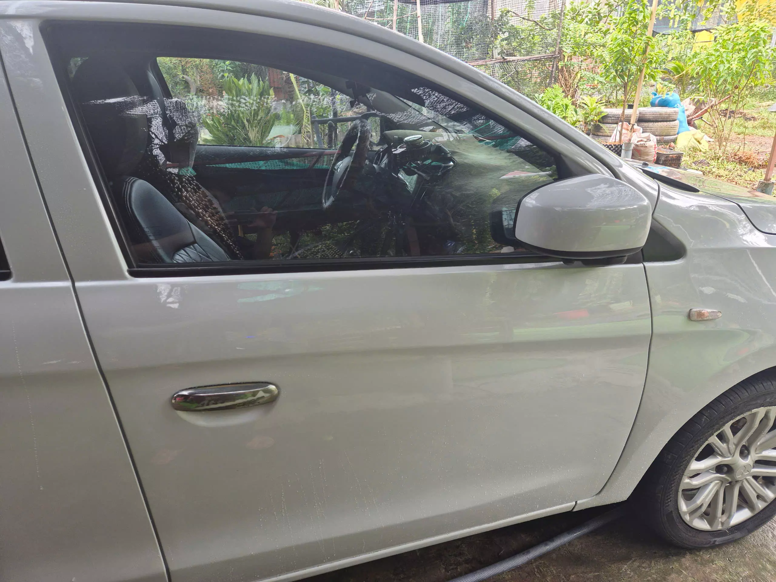 BÁN XE MITSUBISHI ATTRAGE SỐ SÀN – ĐỜI 2020-3