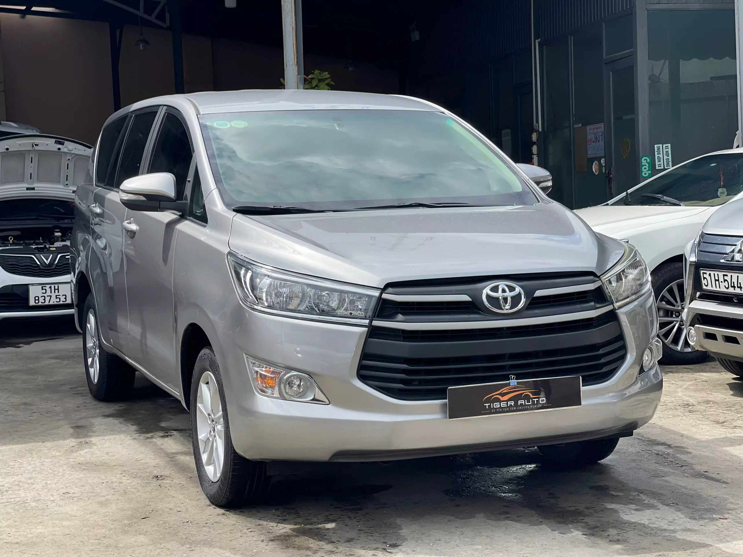 Chính chủ cần bán xe Toyota Vios 2024 bản E cvt-4