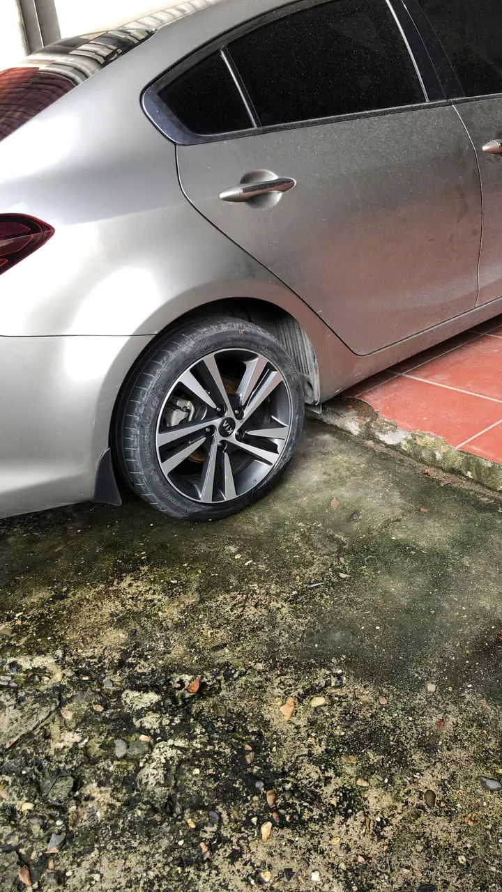 Chính chủ bán xe Kia cerato 2017. 1.6AT-2