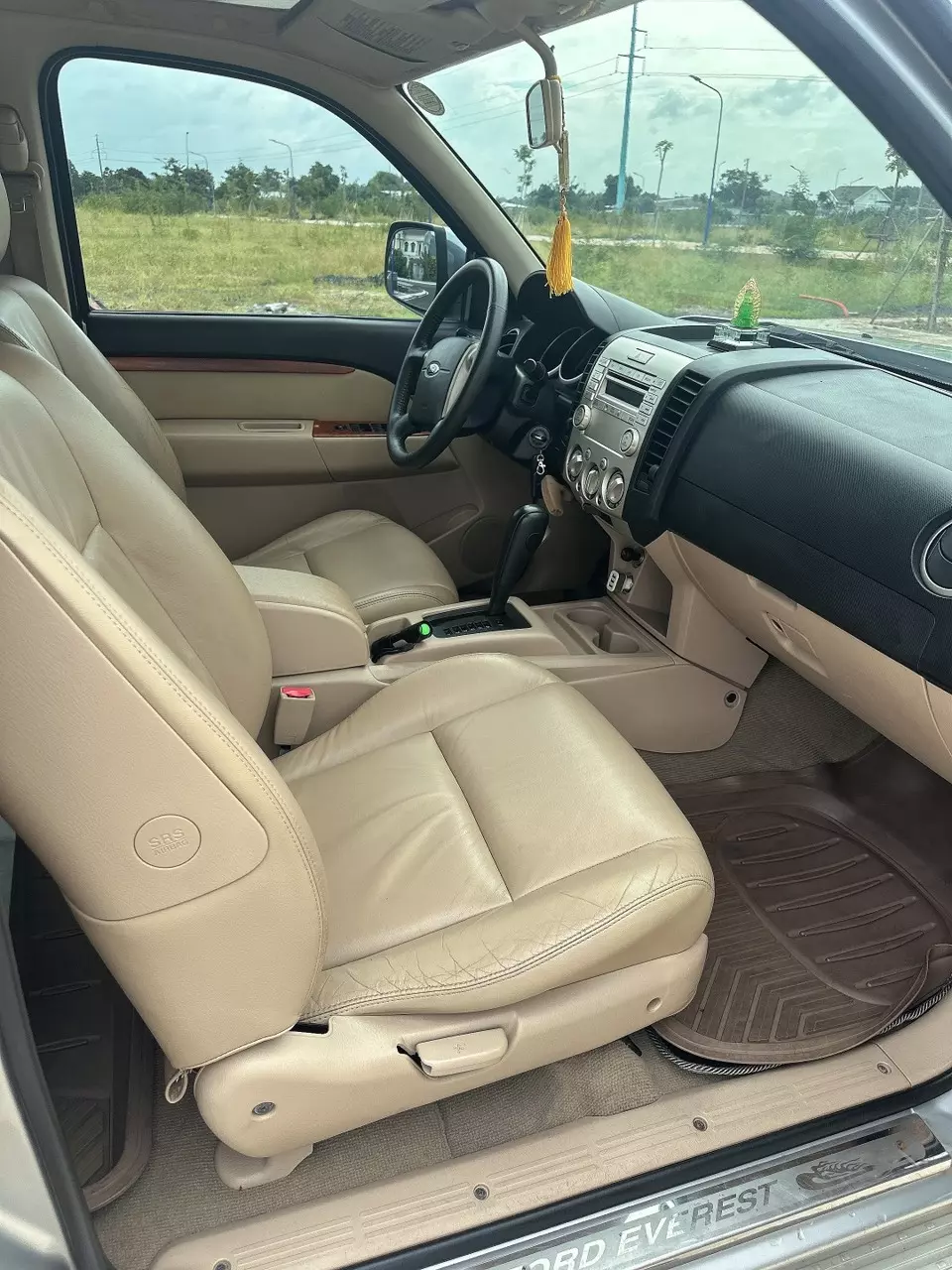 Chính chủ bán xe FORD EVEREST sản xuất năm 2010-0