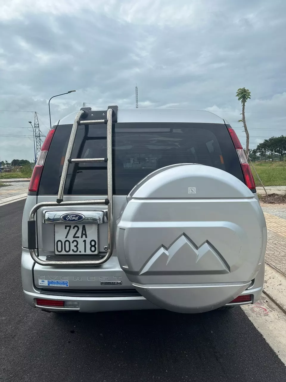 Chính chủ bán xe FORD EVEREST sản xuất năm 2010-3