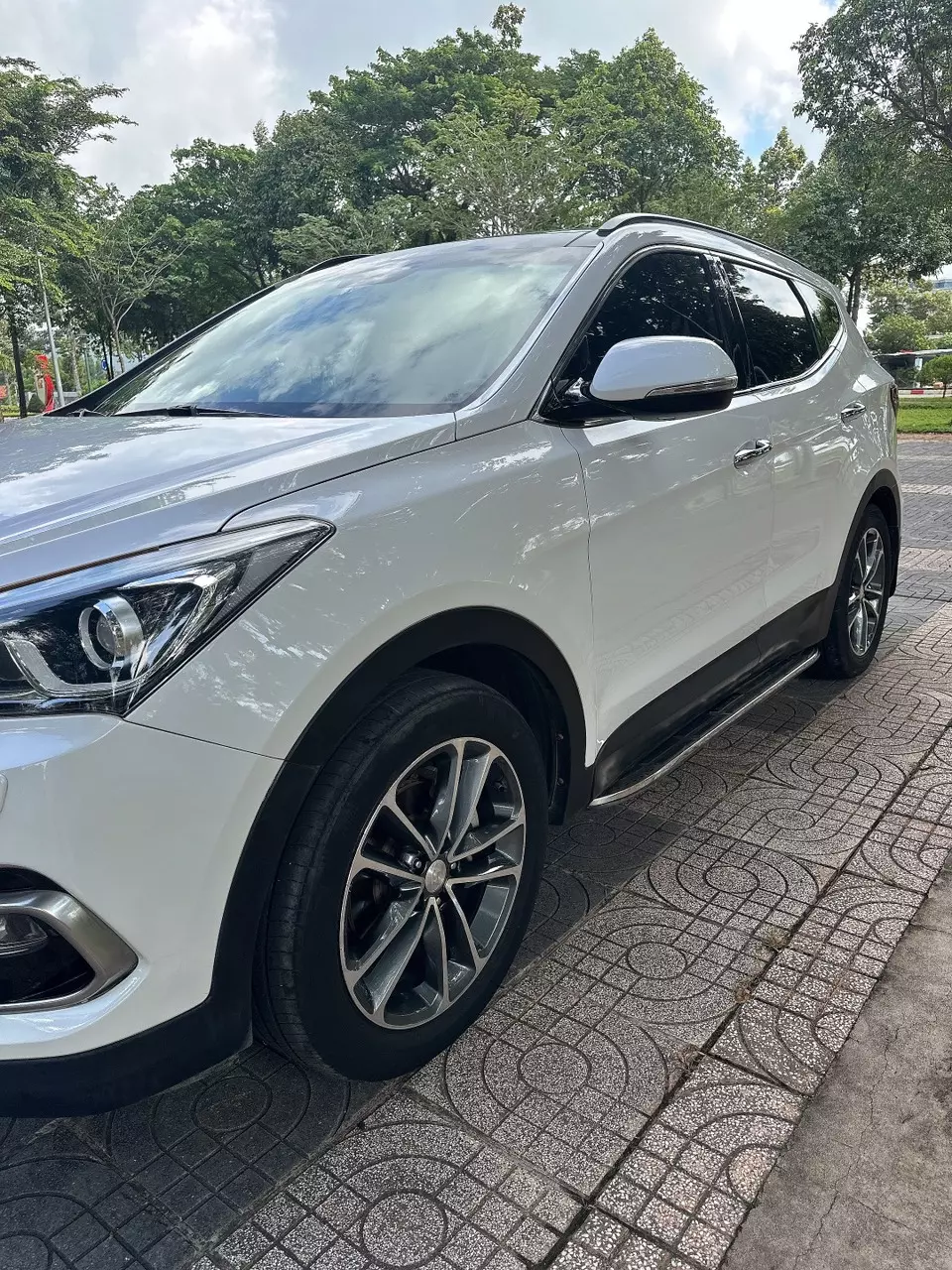 Chính chủ bán xe HUYNDAI SANTAFE sản xuất năm 2017-0