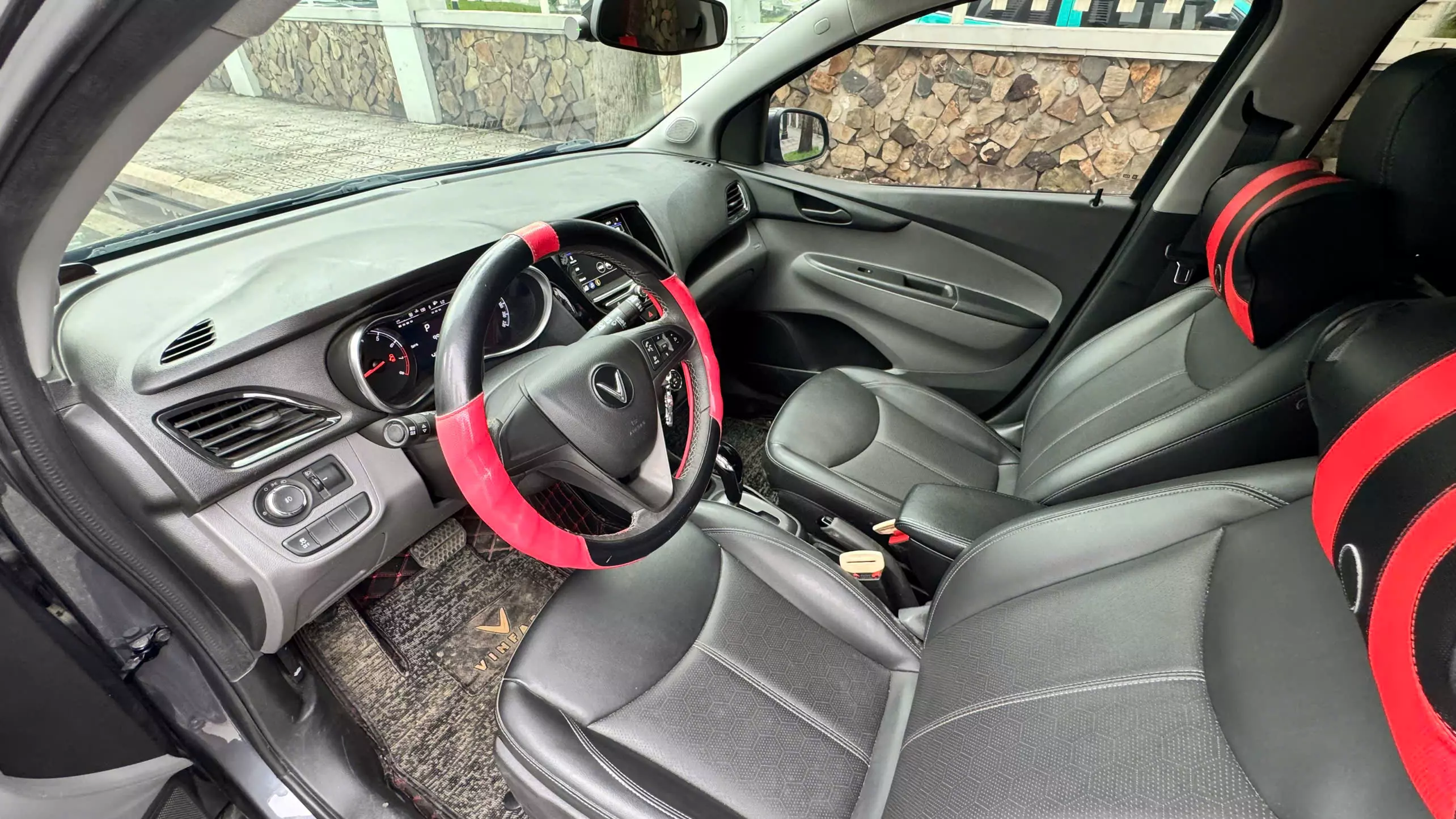 Xe fadil xám đăng ký tháng 1 năm 2022, một chủ từ đầu.-0