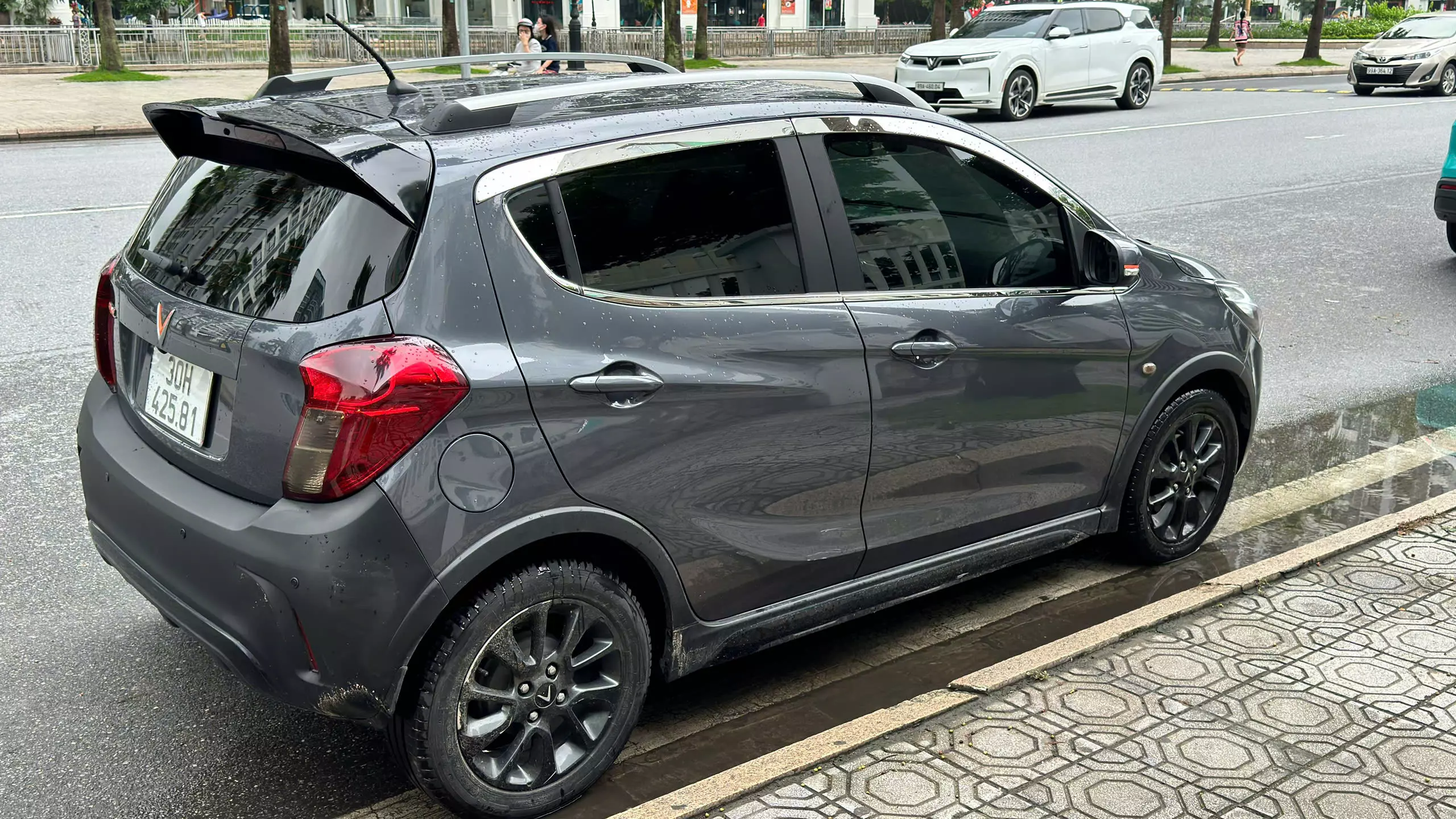 Xe fadil xám đăng ký tháng 1 năm 2022, một chủ từ đầu.-1