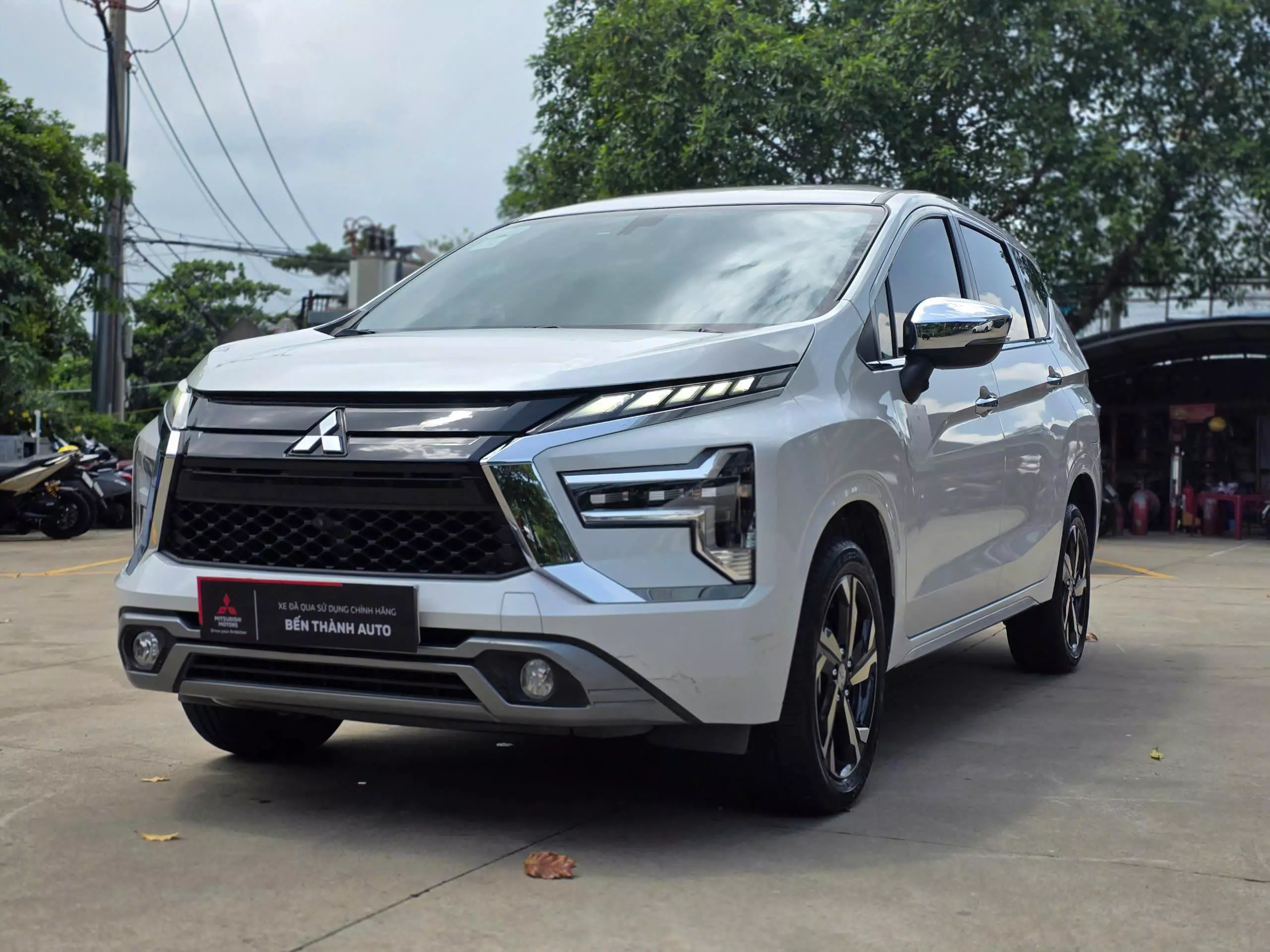Xe: Mitsubishi Xpander Premium -0