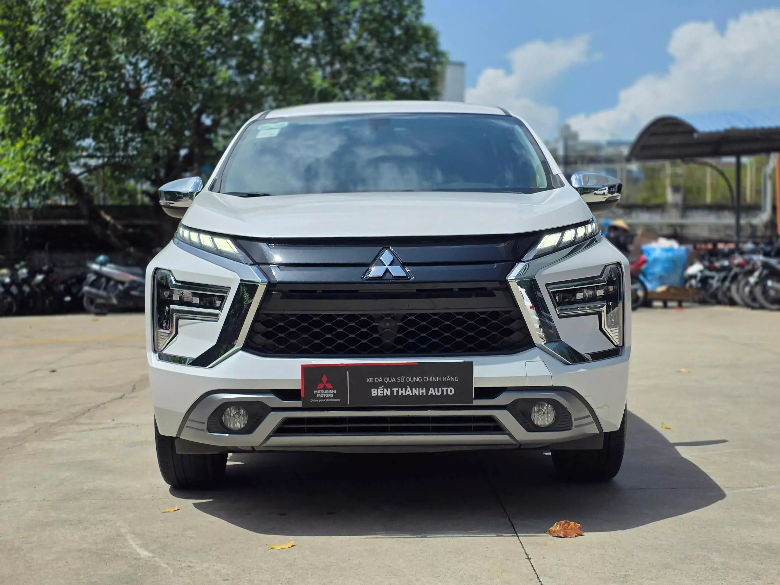Xe: Mitsubishi Xpander Premium -1