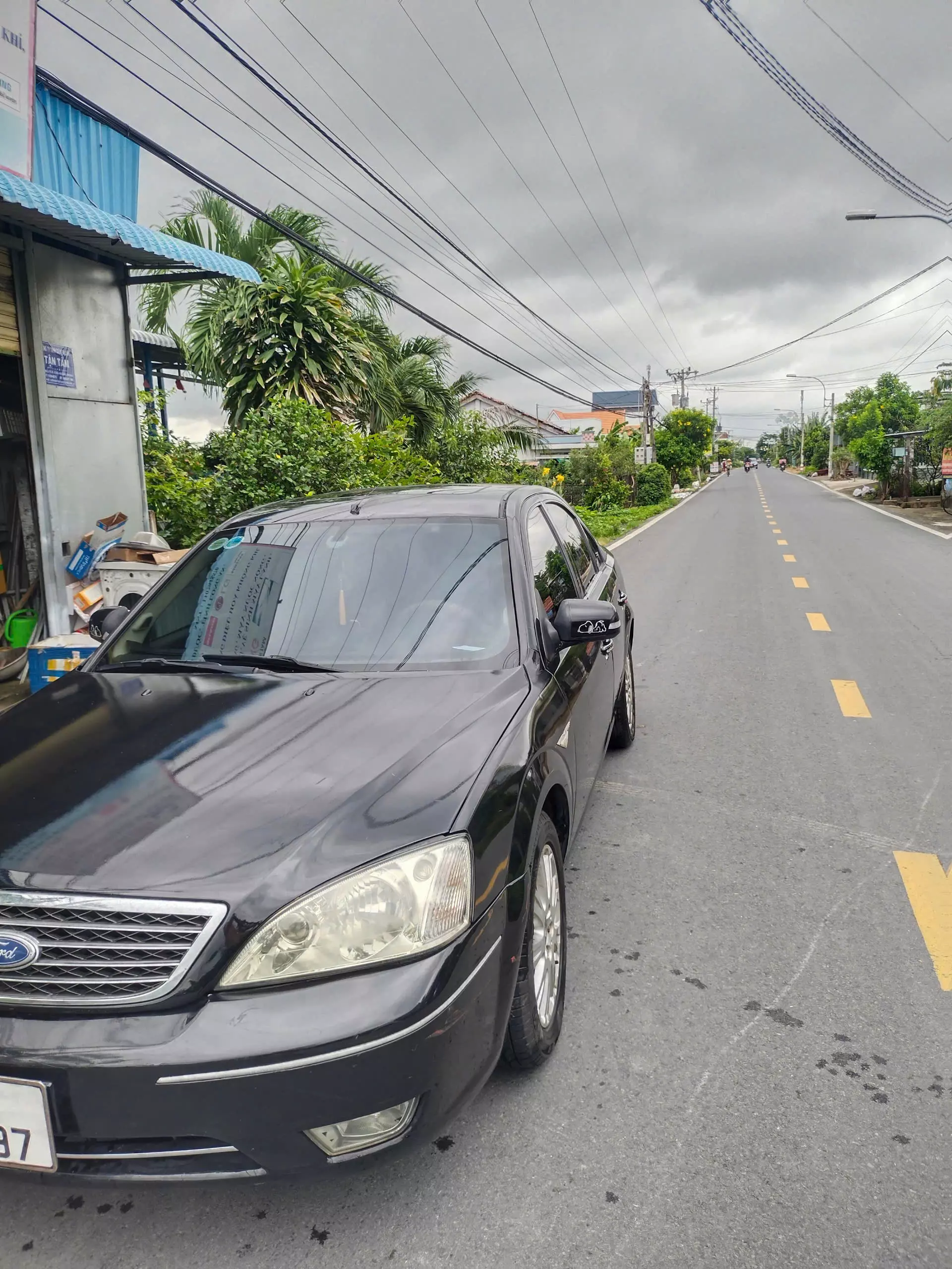 Xe Ford Mondeo, phiên bản 2.5 AT, sản xuất năm 2004-0