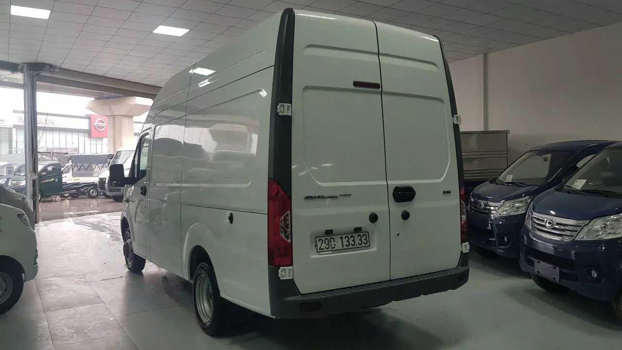 Không có nhu cầu sử dụng nên em bán lại xe GAZ van nhập khẩu từ Nga – xe chính chủ, hàng hóa ế ẩm quá rồi -1