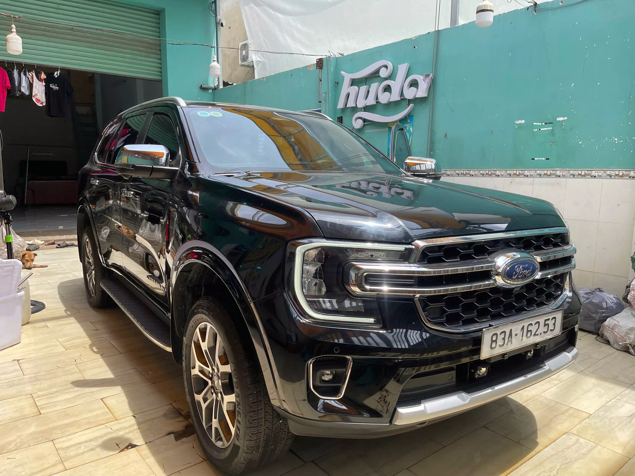 Ford Everest 2024 Titanium 2.0 AT 4x2 - 8267 km- 1 tỷ 220 triệu-0