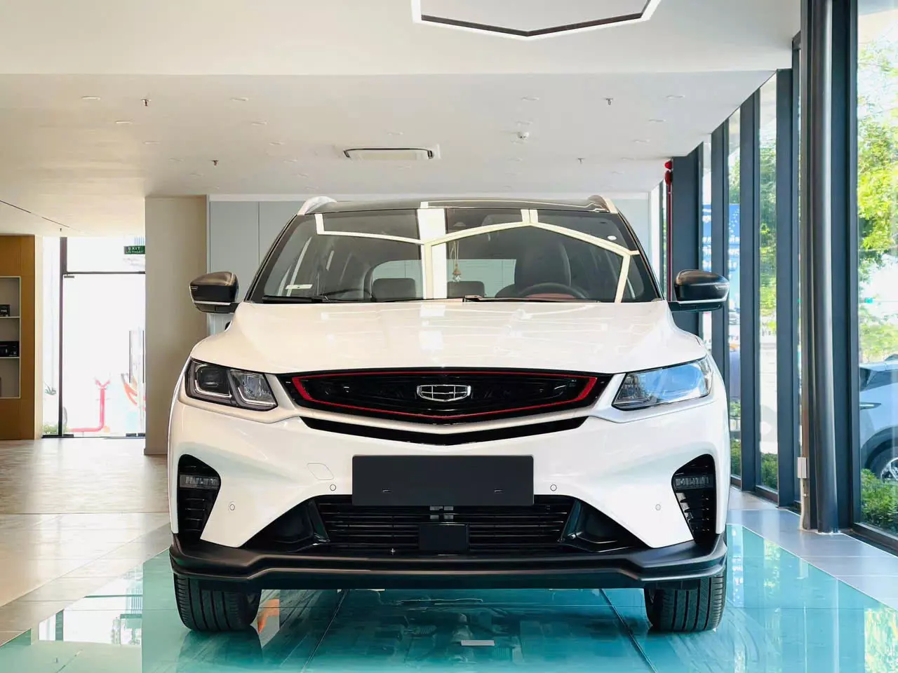 CHỈ CÒN VÀI NGÀY CUỐI – SĂN NGAY ƯU ĐÃI KHỦNG VỚI GEELY COOLRAY THÁNG 7-2